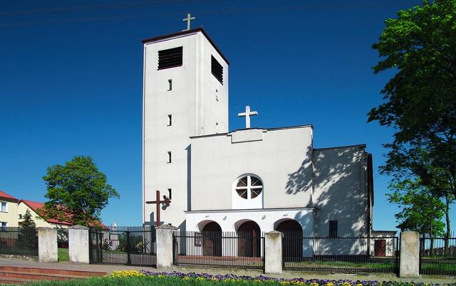 Kościół – Parafia Świętej Teresy od Dzieciątka Jezus, Dragacz