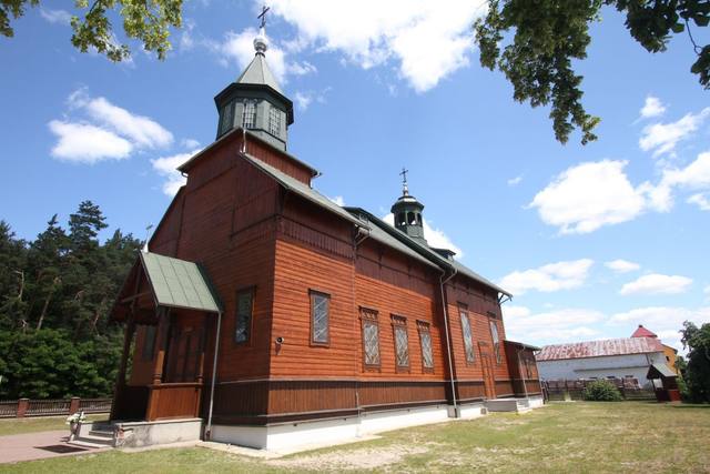 Kościół – Parafia Świętych Apostołów Piotra i Pawła, Majdan Stary