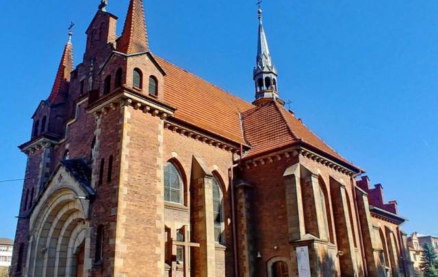 Kościół – Parafia Świętej Anny, Łapczyca