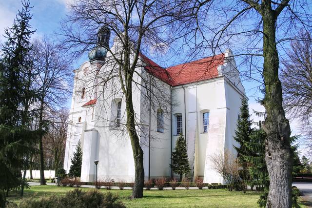 Kościół – Parafia Nawiedzenia NMP, Markowice