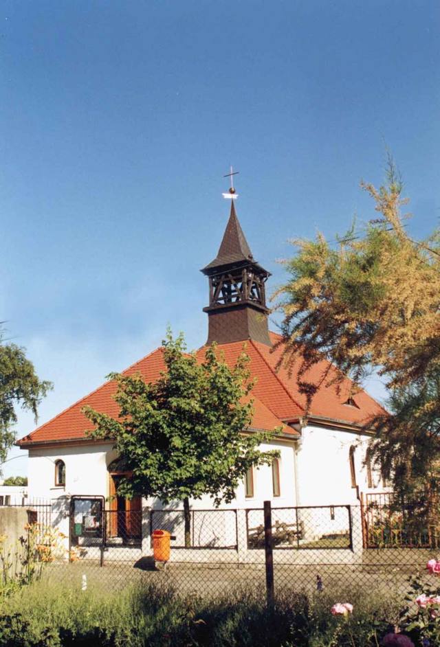 Kościół – Parafia Najświętszej Maryi Panny Różańcowej, Radwanice