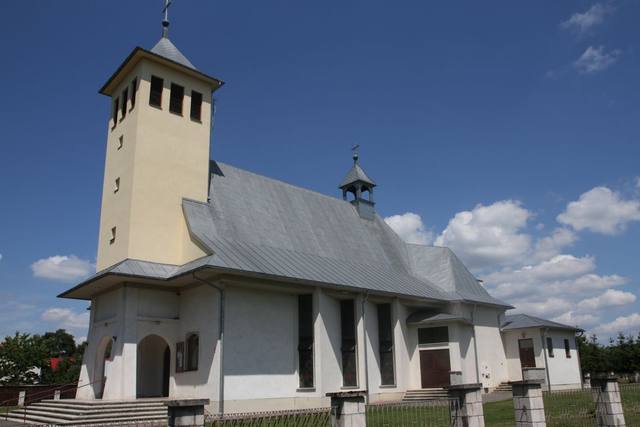 Kościół – Parafia Świętego Andrzeja Boboli, Bystre