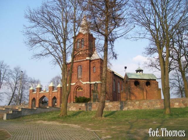 Kościół – Parafia Św. Apostołów Piotra i Pawła, Kurowo