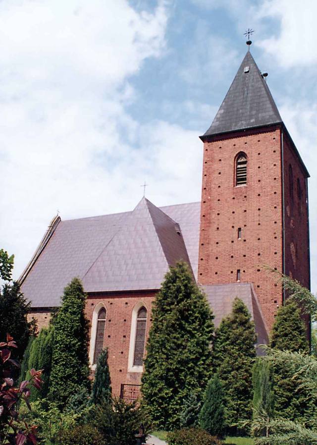 Kościół – Parafia Św. Stanisława Biskupa i Męczennika, Kryniczno