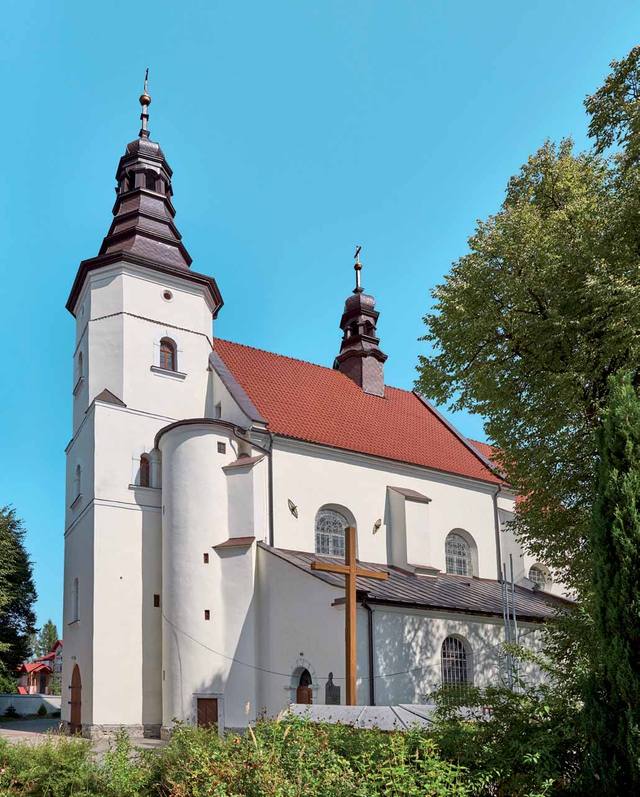 Kościół – Parafia Wniebowzięcia Najświętszej Maryi Panny, Koniemłoty