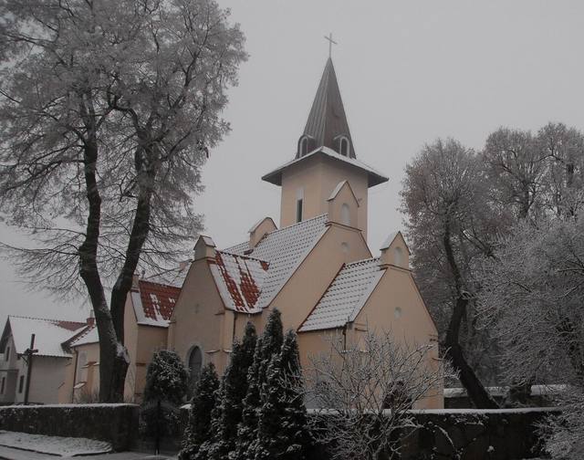 Kościół – Parafia Trójcy Świętej, Chojnice