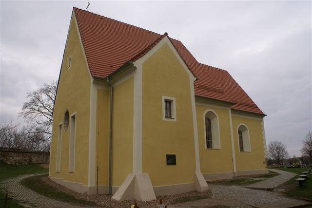 Kościół – Parafia Matki Bożej Bolesnej, Struga