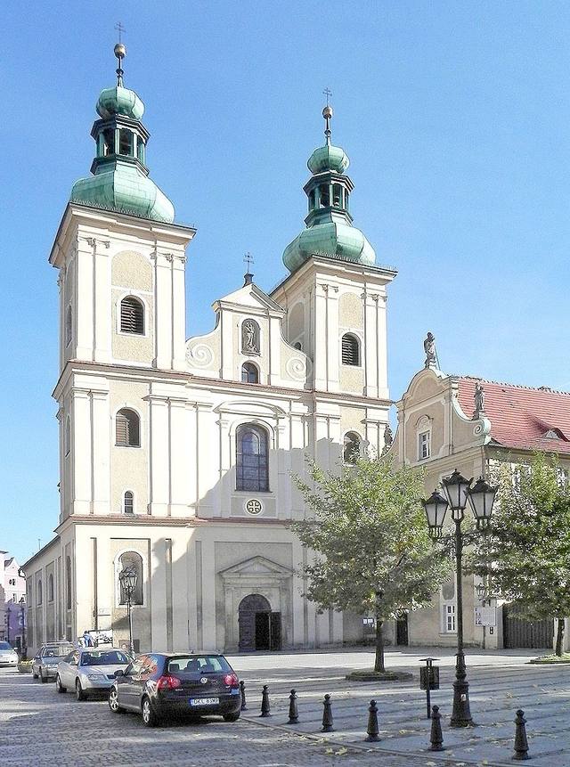 Kościół – Parafia Matki Bożej Różańcowej, Kłodzko