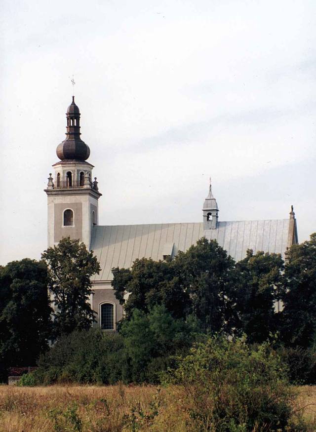 Kościół – Parafia Św. Michała Archanioła, Smogorzów Wielki