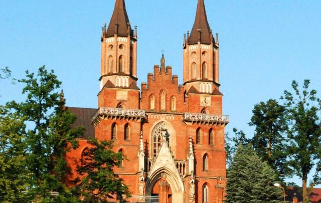 Kościół – Parafia Wniebowzięcia Najświętszej Maryi Panny, Rzepiennik Biskupi