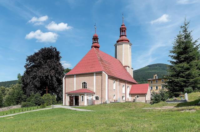Kościół – Parafia Św. Józefa Oblubieńca NMP, Bolesławów