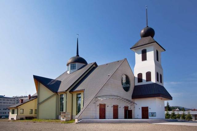 Kościół – Parafia Św. Jadwigi Królowej, Gorlice – św. Jadwigi Królowej