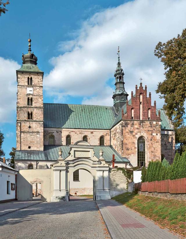Kościół – Parafia Św. Marcina Biskupa, Opatów – Kolegiata