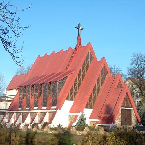 Kościół – Parafia Św. Stanisława Bp. Męczennika, Leźno