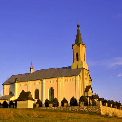 Kościół – Parafia Św. Jakuba Apostoła, Piekielnik