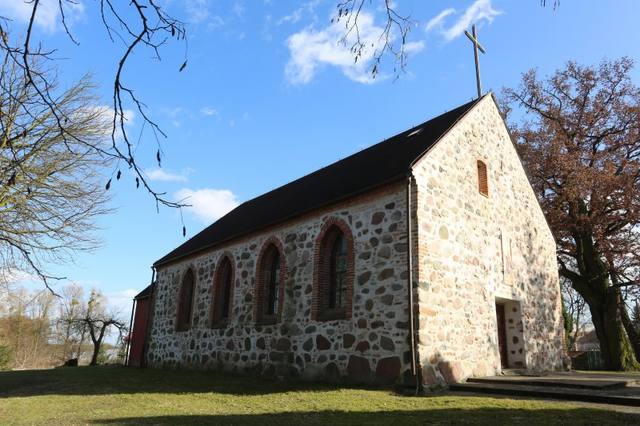 Kościół – Parafia św. Andrzeja Boboli, Piasecznik