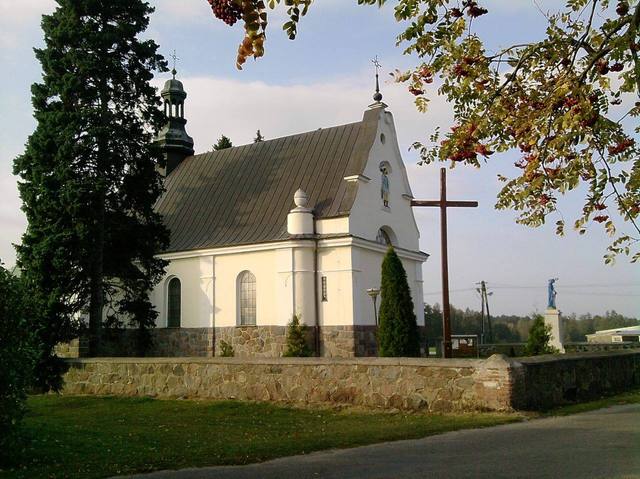 Kościół – Parafia Św. Achacjusza, Skołatowo