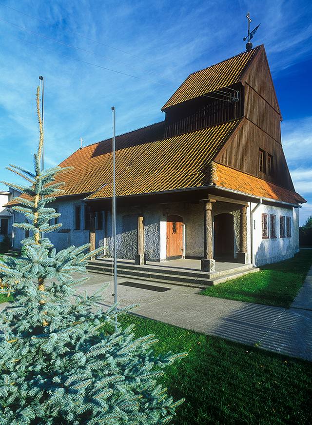 Kościół – Parafia Matki Bożej Częstochowskiej, Szymany