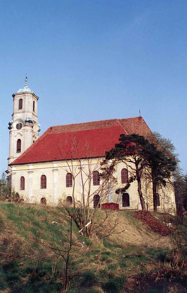 Kościół – Parafia Św. Walentego Męczennika, Lubiąż
