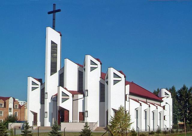 Kościół – Parafia Najświętszej Maryi Panny Królowej Pokoju, Piotrków Trybunalski
