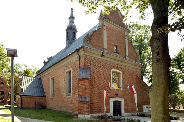 Kościół – Parafia Św. Stanisława Biskupa i Męczennika, Drobin