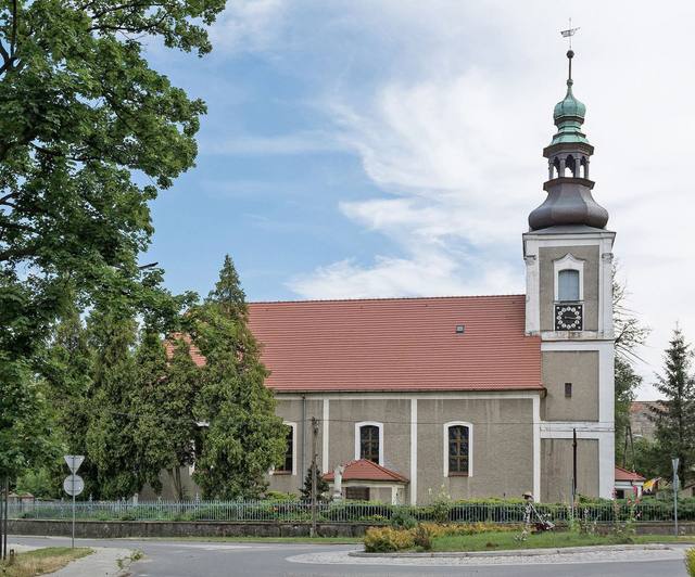 Kościół – Parafia Św. Mikołaja, Brzeźnica