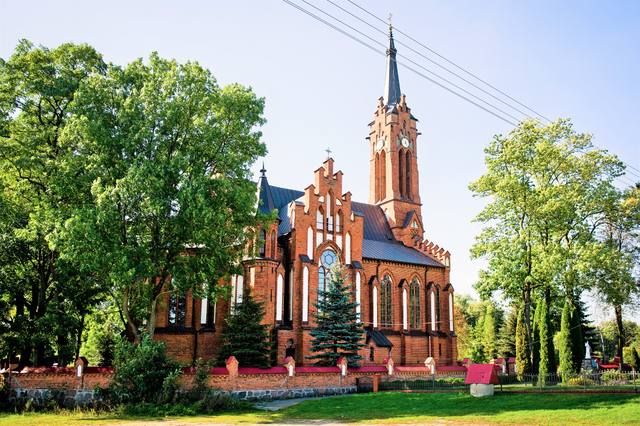 Kościół – Parafia Św. Stanisława BM, Czerwonka Liwska