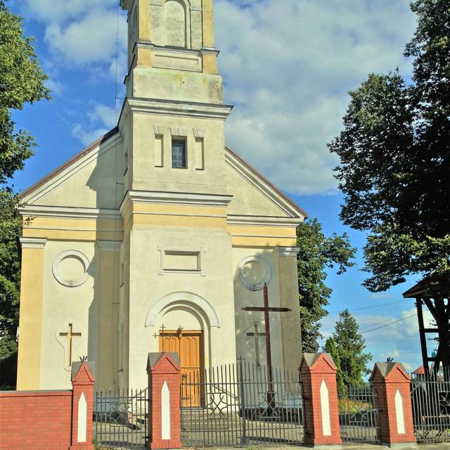 Kościół – Parafia Świętego Bartłomieja Apostoła, Bronisław