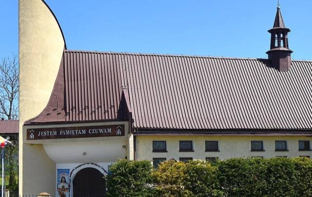 Kościół – Parafia Matki Boskiej Częstochowskiej, Dzierżaniny