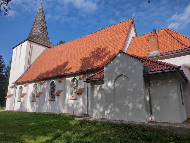 Kościół – Parafia Świętego Stanisława Biskupa i Męczennika, Główczyce