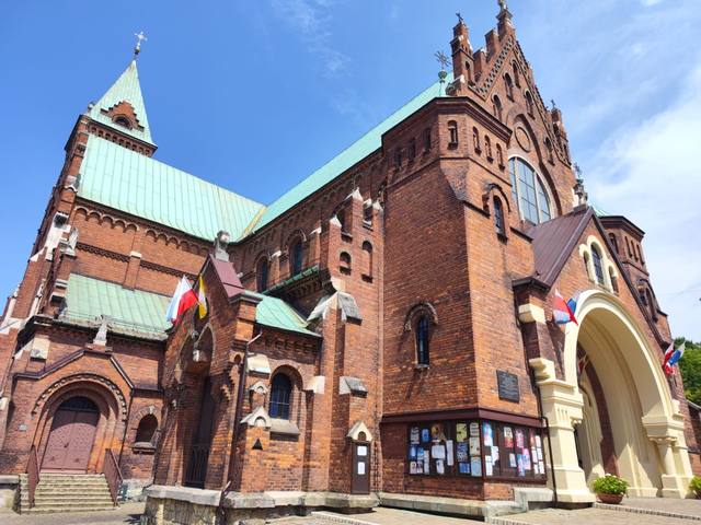 Kościół – Parafia Matki Bożej Nieustającej Pomocy, Kraków-Podgórze