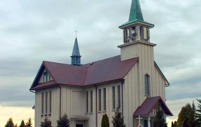Kościół – Parafia Świętych Apostołów Piotra i Pawła, Stasiówka