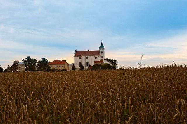 Kościół – Parafia Wniebowzięcia NMP, Opactwo