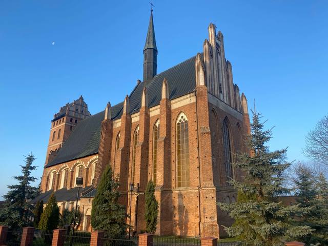 Kościół – Parafia Matki Boskiej Częstochowskiej i Świętego Stanisława Biskupa, Świecie