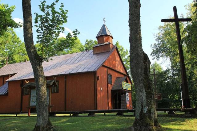 Kościół – Parafia Matki Bożej Szkaplerznej, Studzieniczna