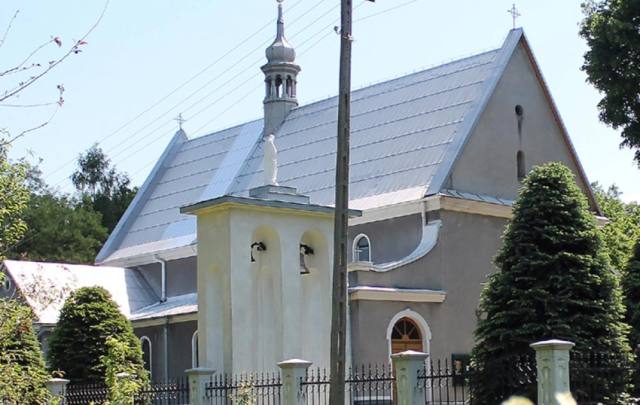 Kościół – Parafia Najświętszego Serca Pana Jezusa, Delastowice