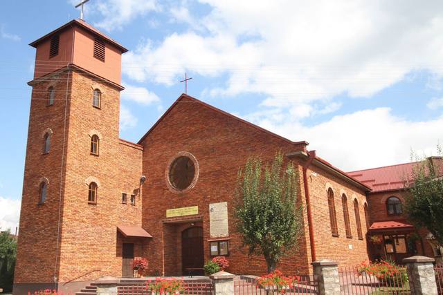 Kościół – Parafia Świętego Antoniego z Padwy, Jeziernia
