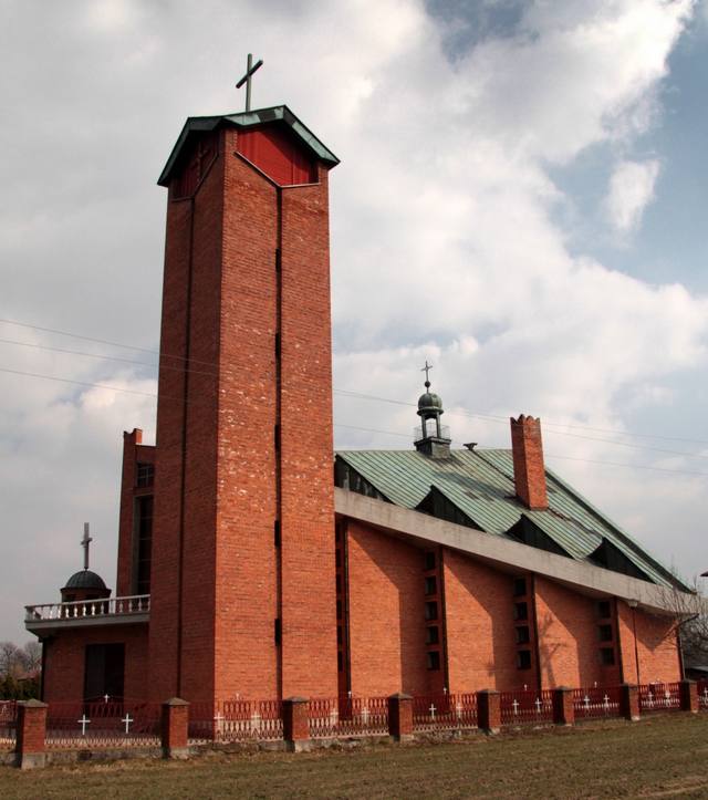 Kościół – Parafia Nawiedzenia NMP, Żelazowice