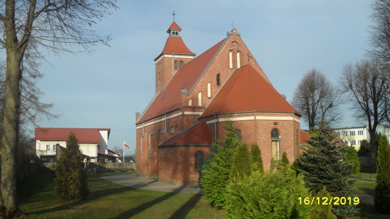 Kościół – Parafia Matki Boskiej Królowej Polski, Łebno