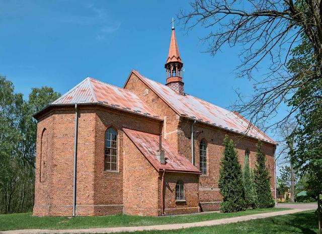 Kościół – Parafia Nawiedzenia Najświętszej Maryi Panny i św. Józefa, Wola Rzeczycka