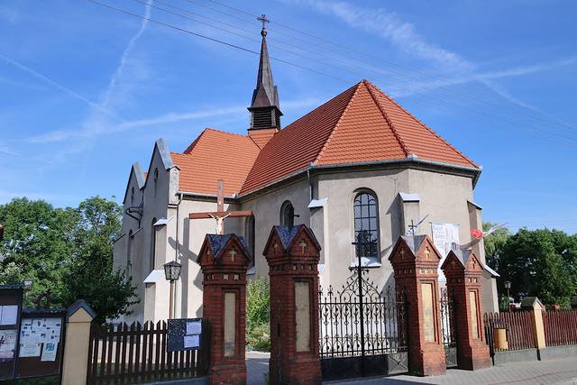 Kościół – Parafia Św. Michała Archanioła, Mieścisko