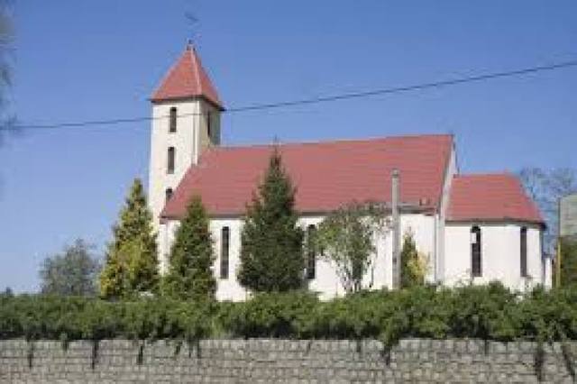 Kościół – Parafia św. Siostry Faustyny Kowalskiej, Stuchowo