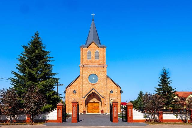 Kościół – Parafia NMP Matki Kościoła, Rząśnik