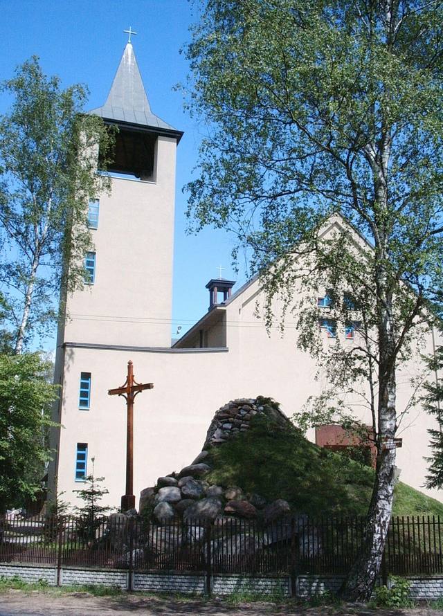 Kościół – Parafia Św. Jana Chrzciciela, Kędzierówka