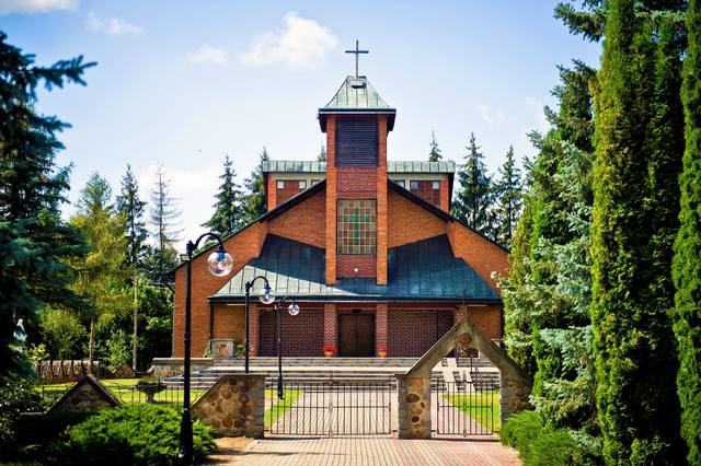 Kościół – Parafia Nawiedzenia MB Kodeńskiej, Żuków