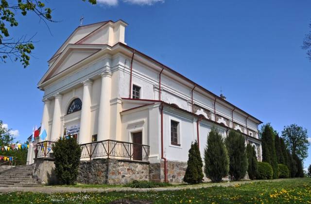 Kościół – Parafia Wniebowzięcia Najświętszej Maryi Panny, Filipów