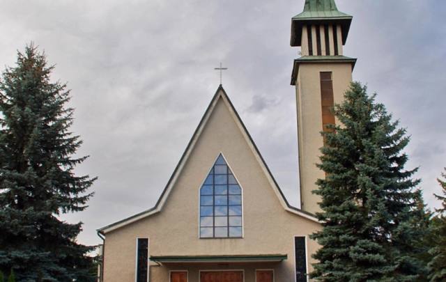 Kościół – Parafia Matki Boskiej Bolesnej, Zaczarnie