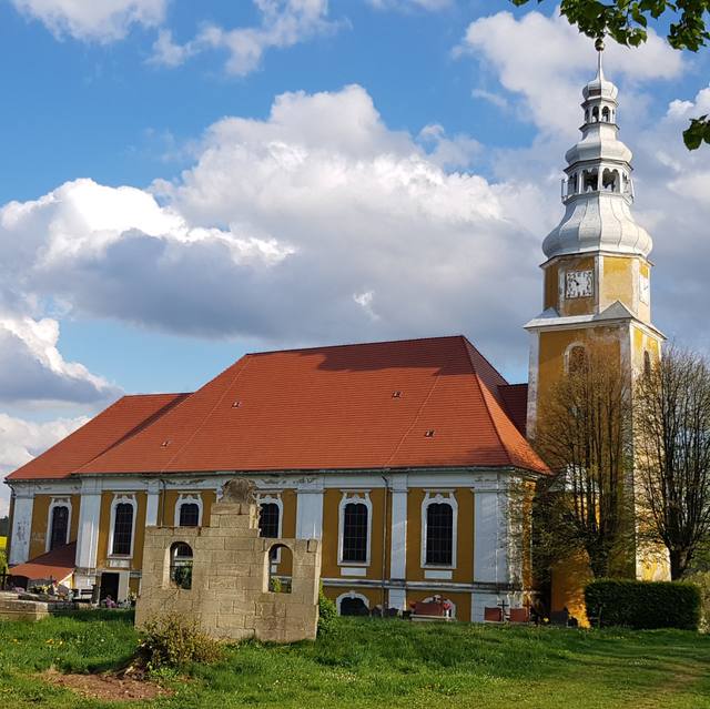 Kościół – Parafia Świętej Tekli, Pławna Dolna