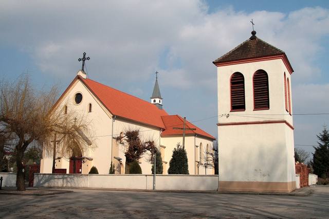 Kościół – Parafia Wniebowzięcia NMP, Sławno k. Opoczna