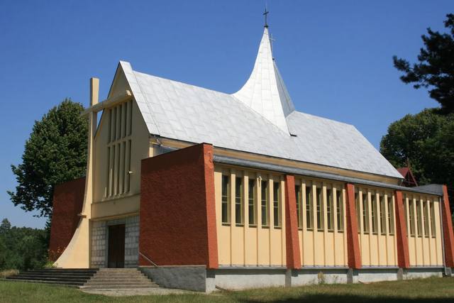 Kościół – Parafia Matki Bożej Śnieżnej, Łukawica